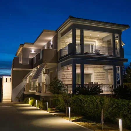 Anesis Deluxe 2 아파트