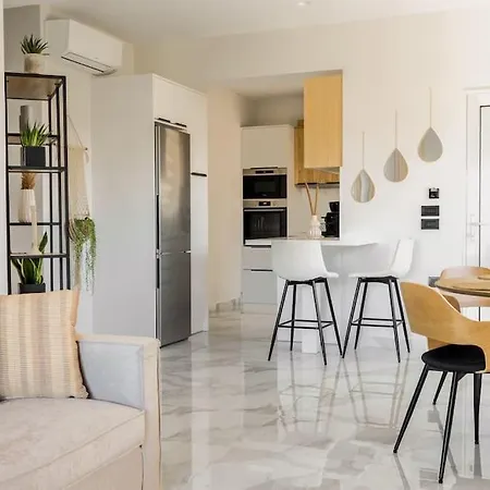 Anesis Deluxe 2 Apartment