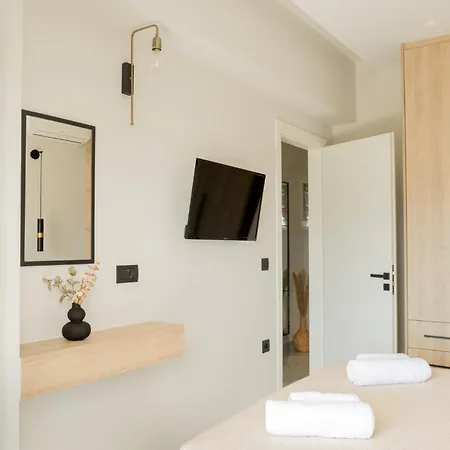 Anesis Deluxe 2 Apartment