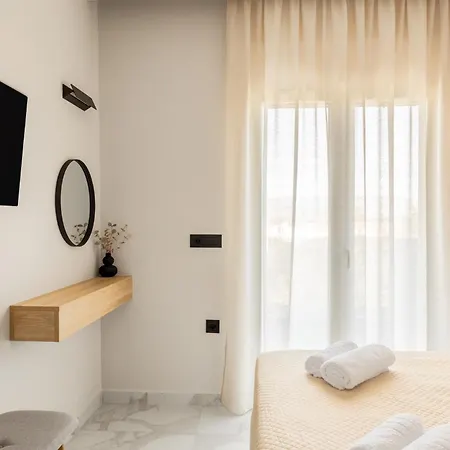 Anesis Deluxe 2 Apartment Gaitani