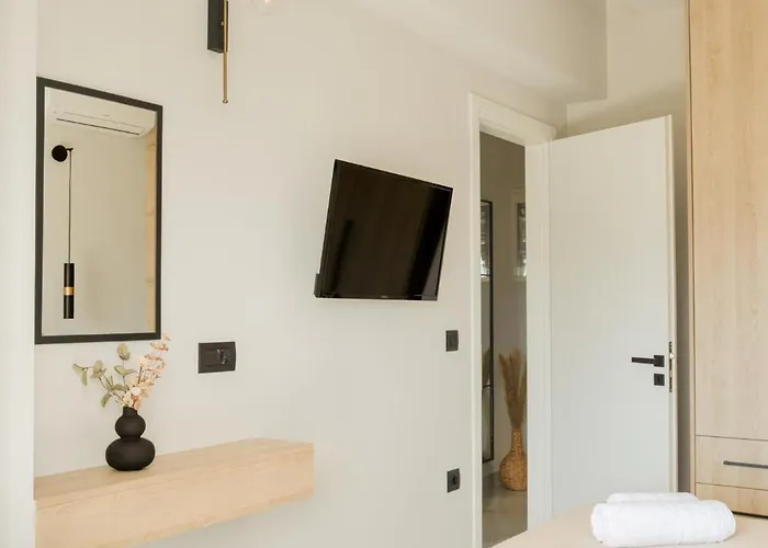 Anesis Deluxe 2 * Gaitani